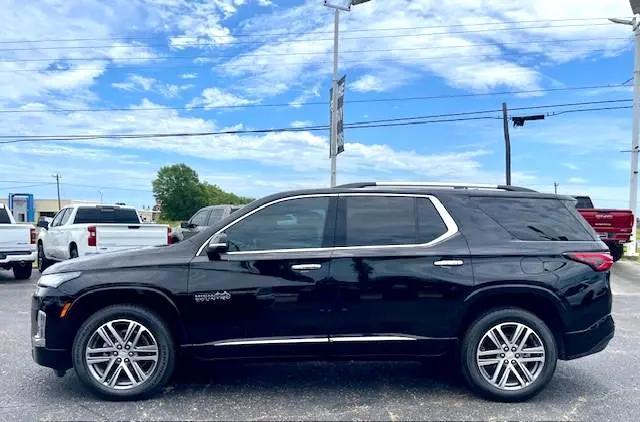 used 2023 Chevrolet Traverse car, priced at $38,699