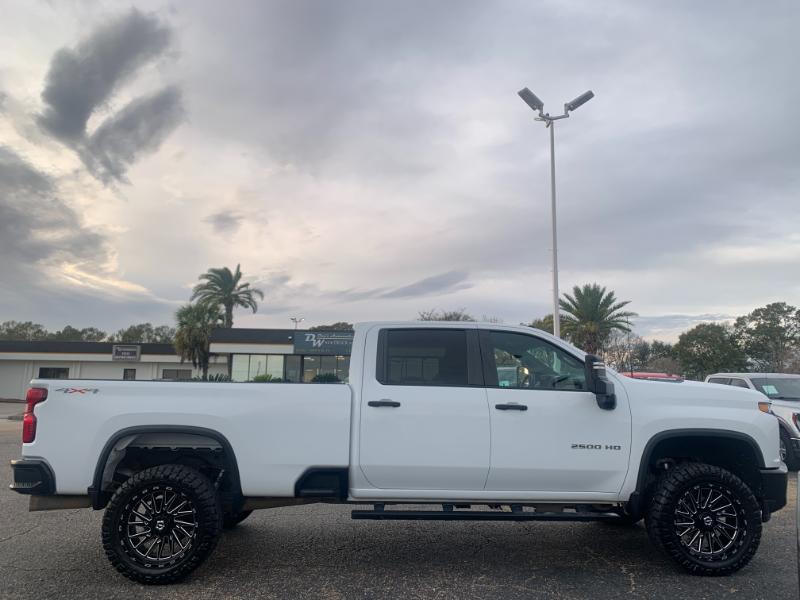 used 2022 Chevrolet Silverado 2500 car