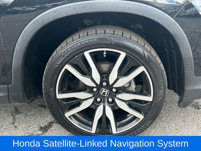 used 2021 Honda Pilot car, priced at $25,993