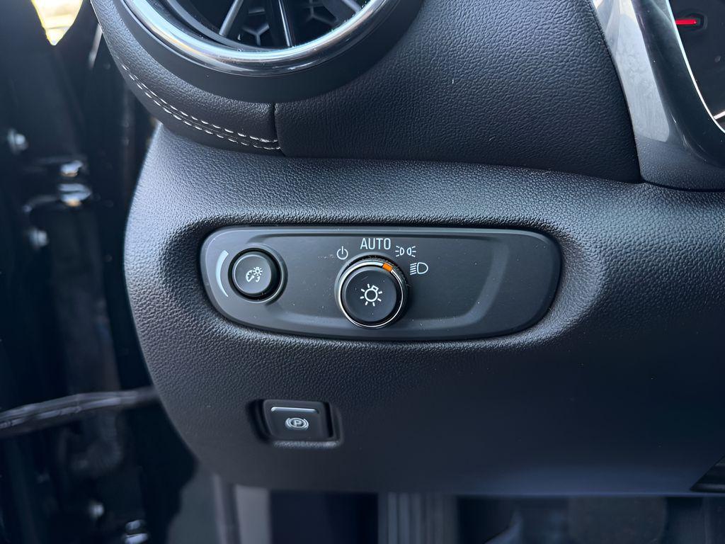 used 2024 Chevrolet Blazer car, priced at $30,335