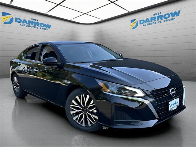 2023 Super Black Clearcoat Nissan Altima