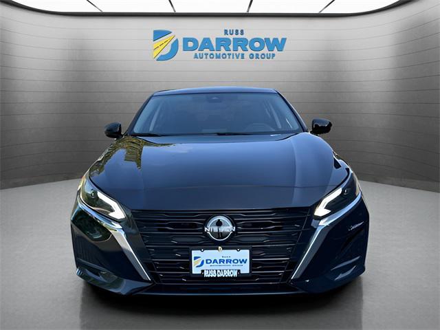 2023 Super Black Clearcoat Nissan Altima