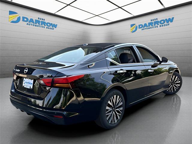 2023 Super Black Clearcoat Nissan Altima