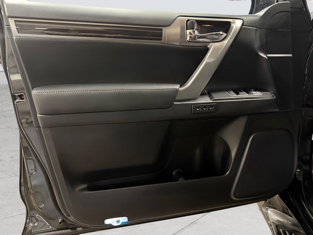 used 2023 Lexus GX 460 car, priced at $57,720