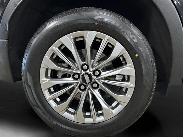 used 2024 Cadillac XT4 car, priced at $25,107