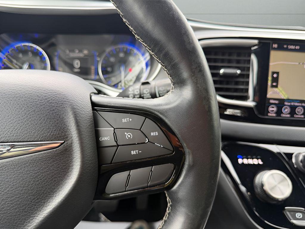 used 2020 Chrysler Pacifica car, priced at $16,699