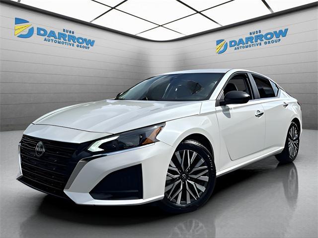 used 2024 Nissan Altima car, priced at $17,419