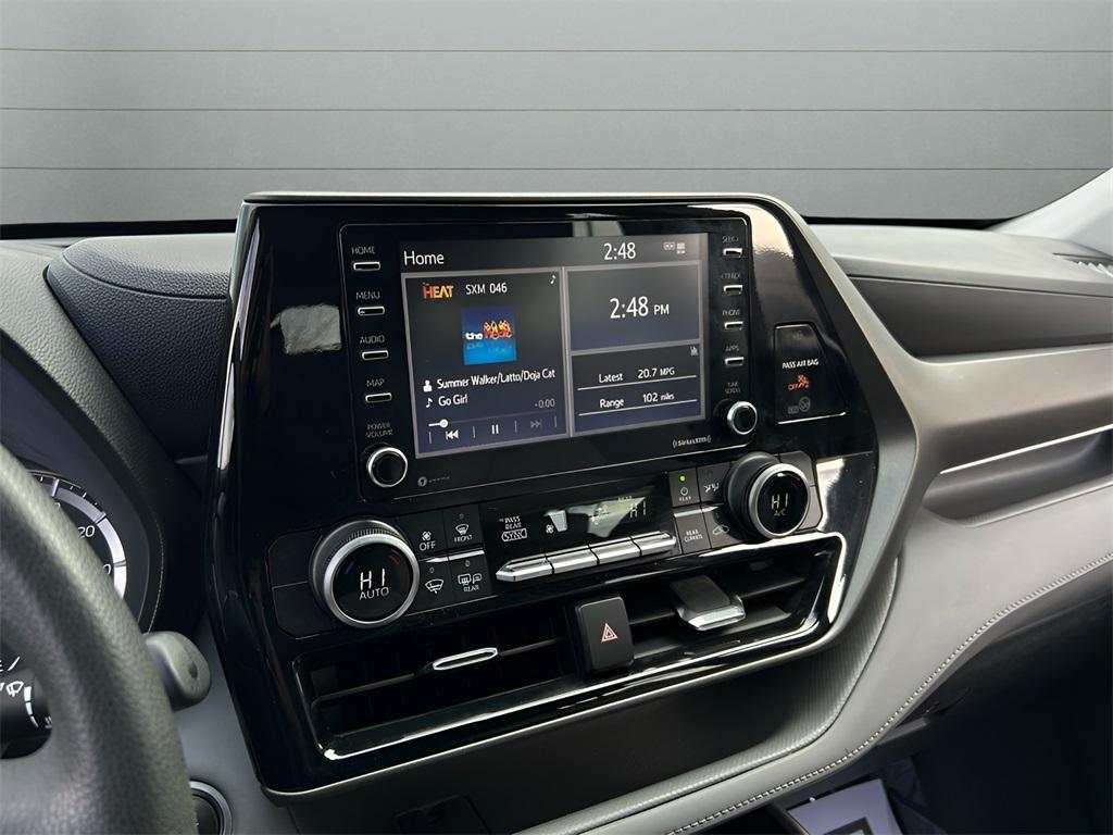 used 2021 Toyota Highlander car, priced at $26,138
