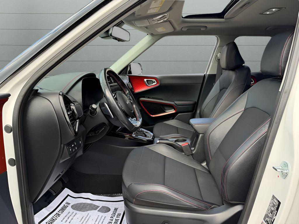 used 2022 Kia Soul car, priced at $17,361