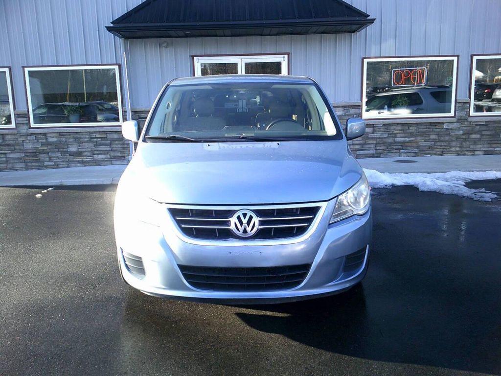 used 2009 Volkswagen Routan car, priced at $5,495