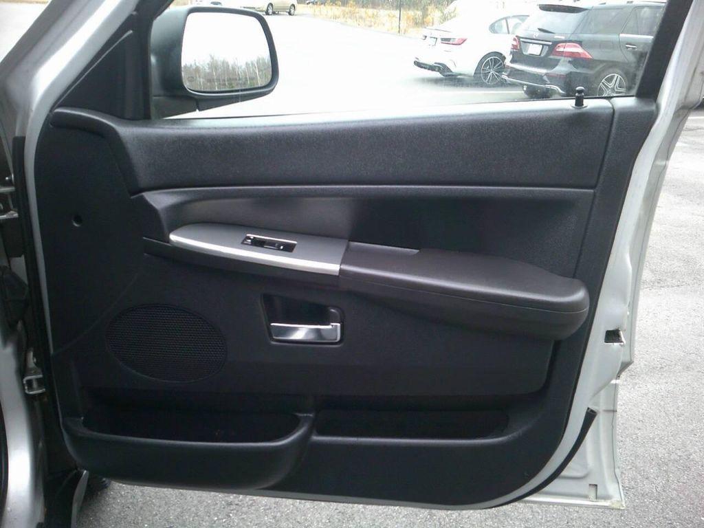 used 2010 Jeep Grand Cherokee car, priced at $5,995