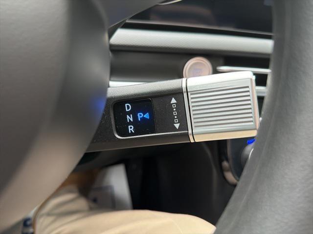 used 2025 Hyundai TUCSON Hybrid car, priced at $28,998