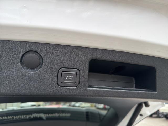 used 2025 Chevrolet Equinox car, priced at $27,998