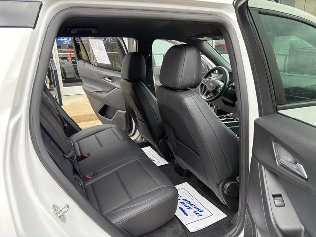 used 2025 Chevrolet Equinox car, priced at $27,998