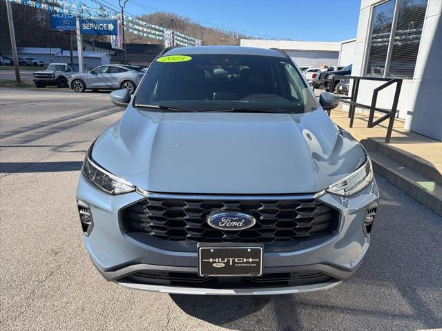 used 2025 Ford Escape car, priced at $25,998