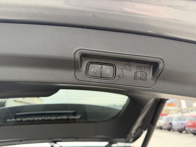 used 2022 Ford Explorer car, priced at $27,998