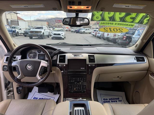 used 2013 Cadillac Escalade car, priced at $15,998