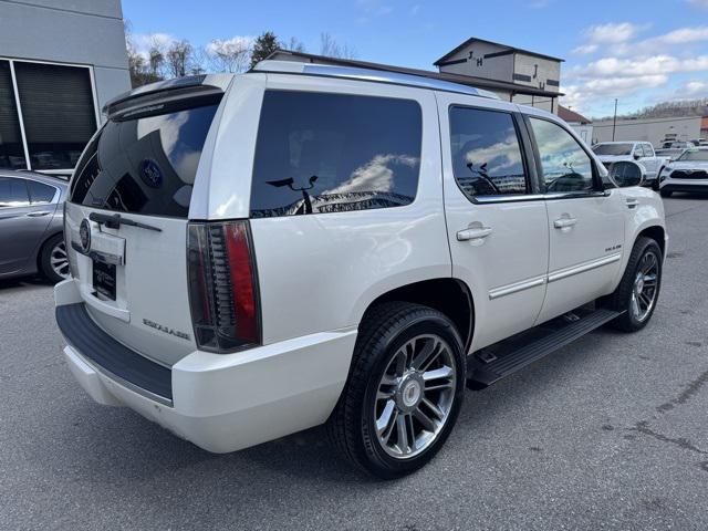 used 2013 Cadillac Escalade car, priced at $15,998