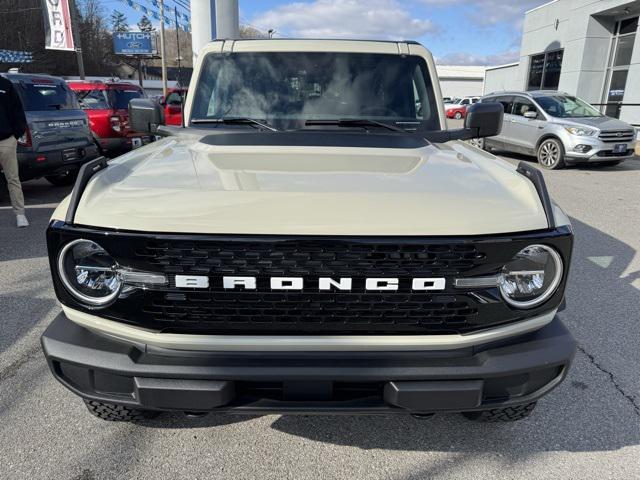new 2025 Ford Bronco car, priced at $50,060