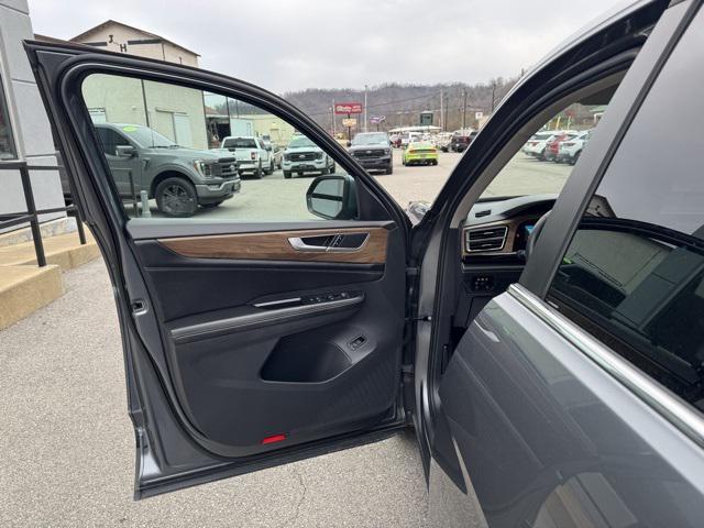 used 2024 Volkswagen Atlas car, priced at $28,998