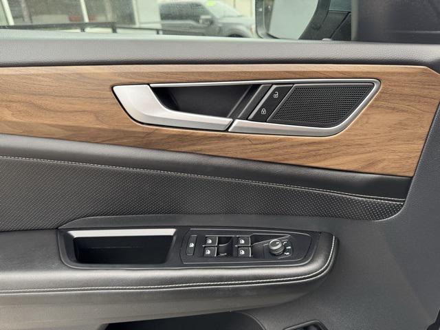 used 2024 Volkswagen Atlas car, priced at $28,998