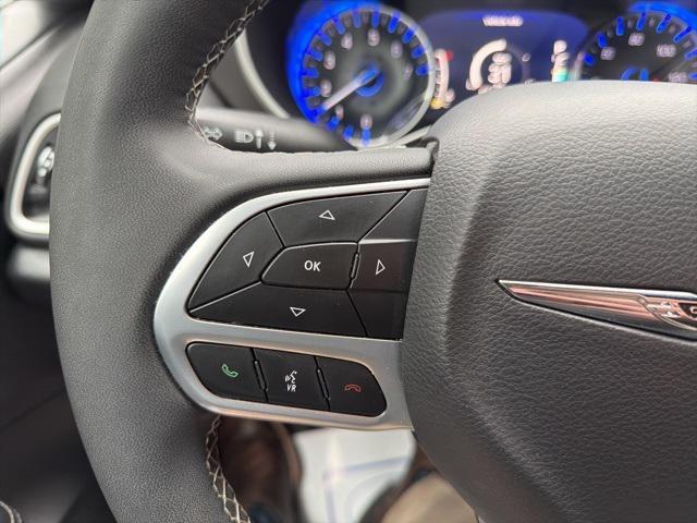 used 2025 Chrysler Pacifica car, priced at $30,998