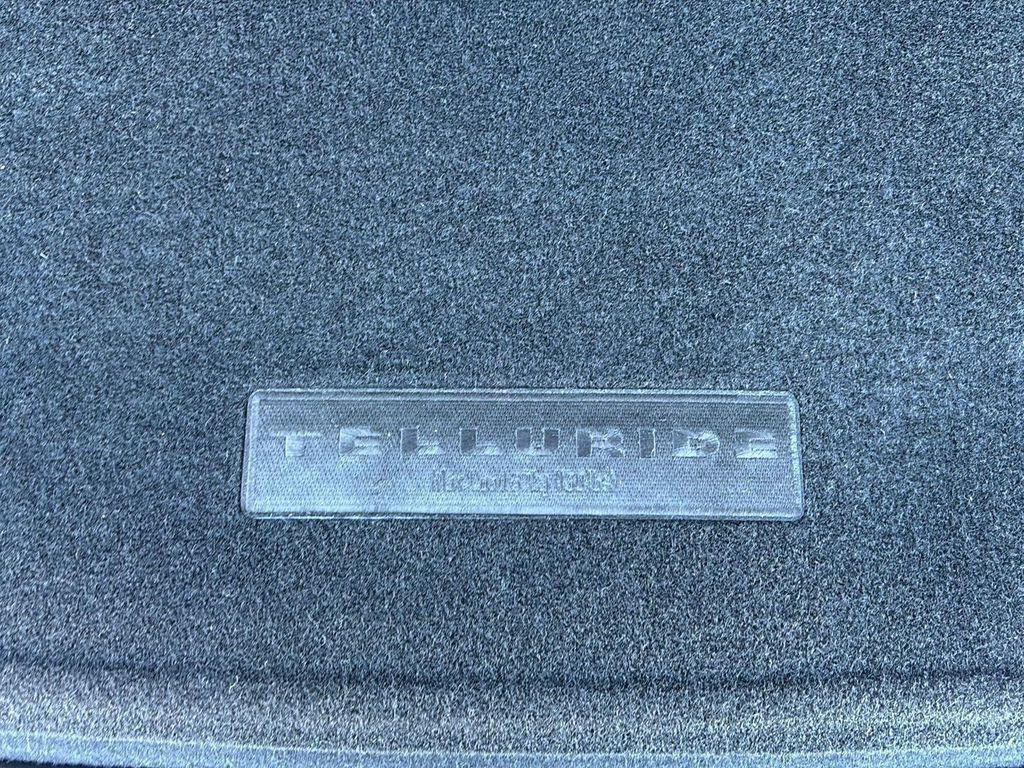 used 2024 Kia Telluride car, priced at $41,900