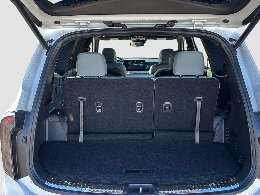 used 2024 Kia Telluride car, priced at $41,900