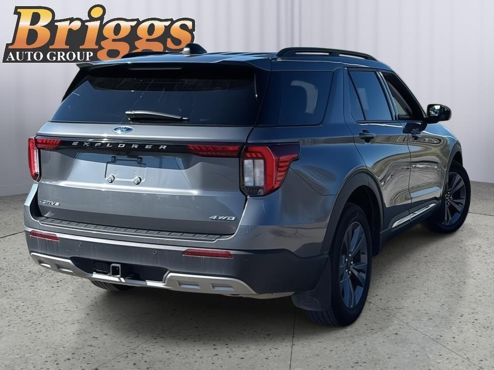 used 2025 Ford Explorer car, priced at $40,299