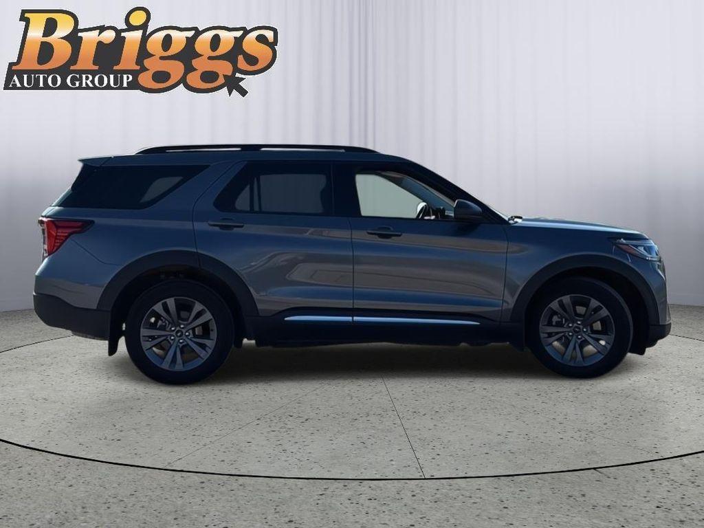 used 2025 Ford Explorer car, priced at $40,299