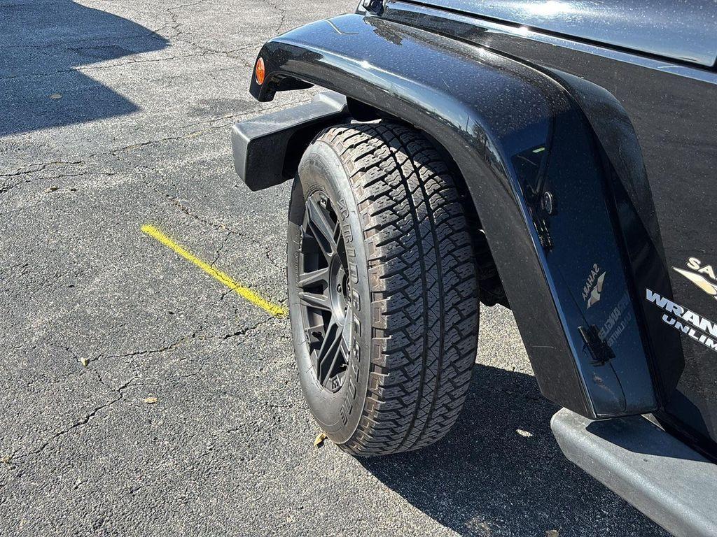 used 2013 Jeep Wrangler Unlimited car, priced at $13,900