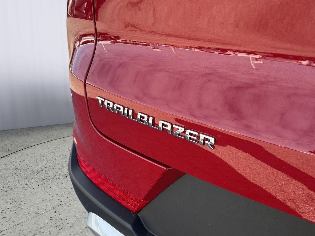 new 2026 Chevrolet TrailBlazer car, priced at $27,100