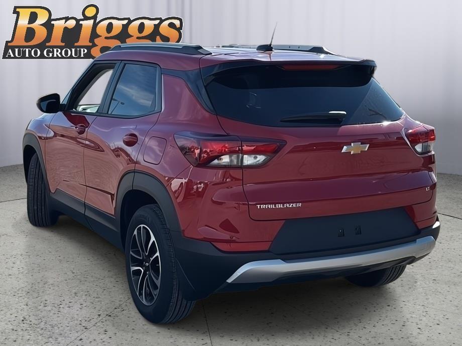 new 2026 Chevrolet TrailBlazer car, priced at $27,100