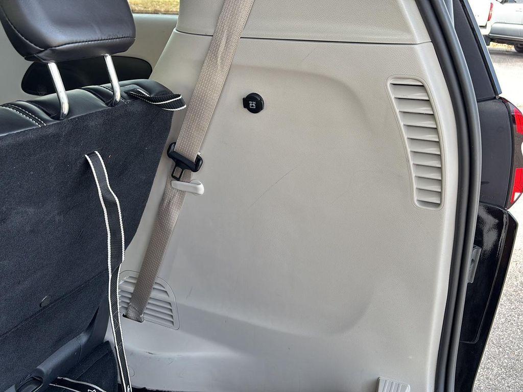 used 2024 Chrysler Pacifica car, priced at $29,500