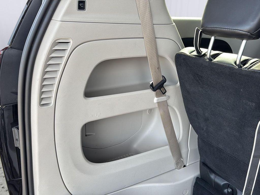 used 2024 Chrysler Pacifica car, priced at $29,500