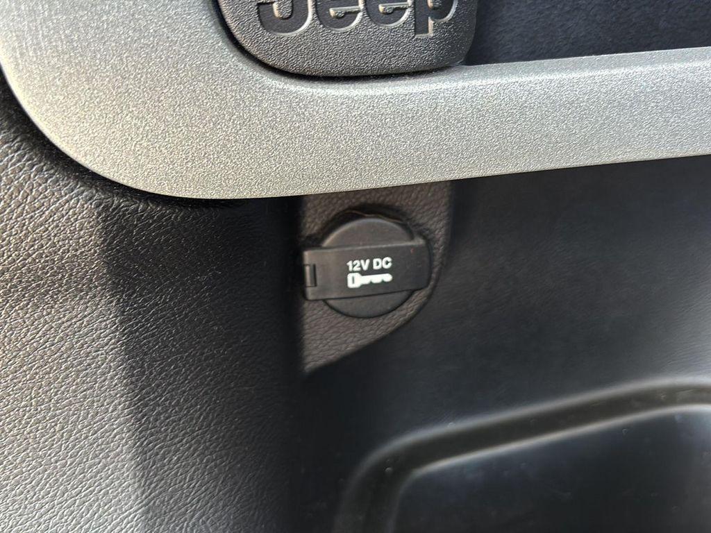 used 2014 Jeep Cherokee car, priced at $9,995