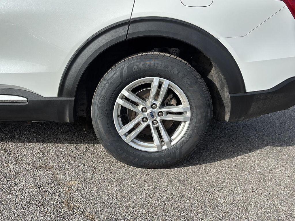 used 2022 Ford Explorer car, priced at $29,900