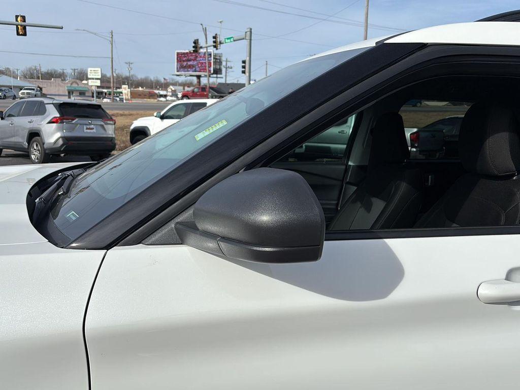 used 2022 Ford Explorer car, priced at $29,900