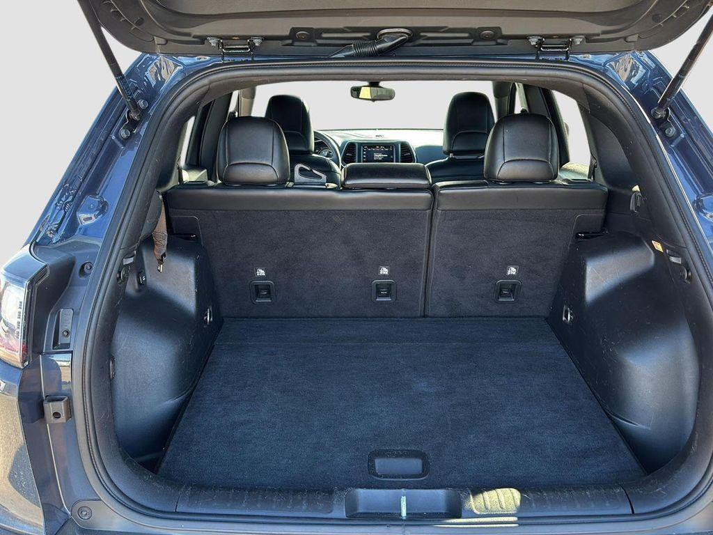 used 2021 Jeep Cherokee car, priced at $17,900