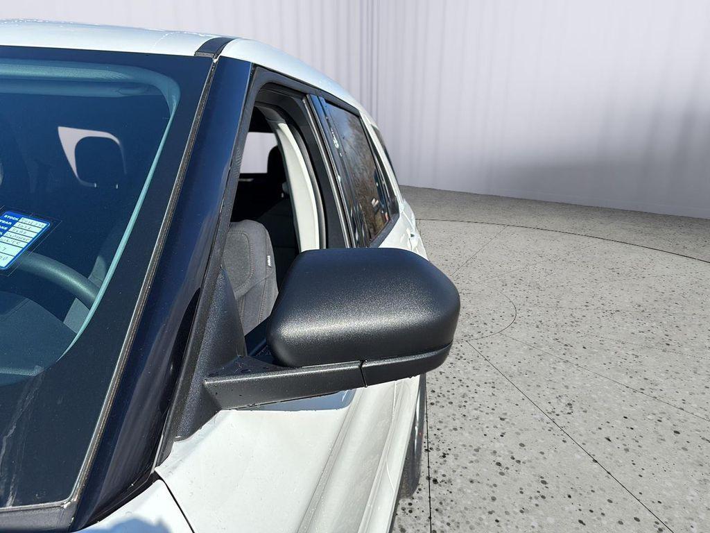 new 2026 Ford Explorer car, priced at $35,139