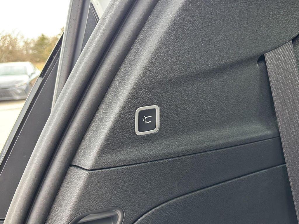 new 2026 Chrysler Pacifica car, priced at $43,165