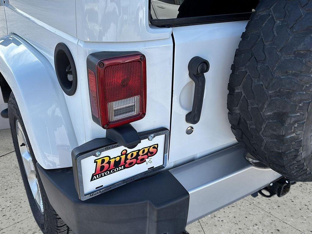 used 2014 Jeep Wrangler Unlimited car, priced at $20,900