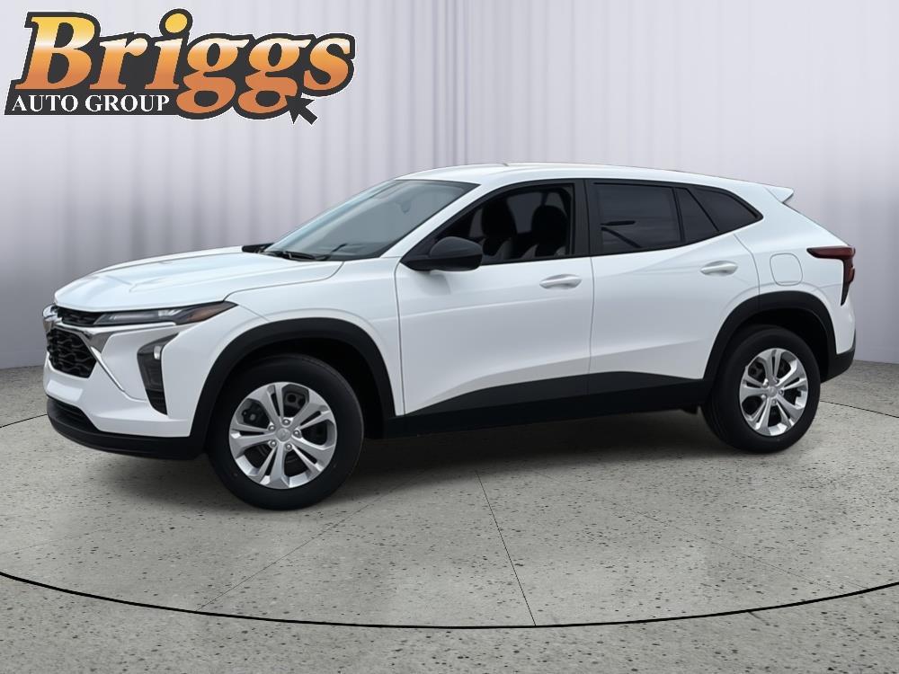 new 2026 Chevrolet Trax car, priced at $23,495