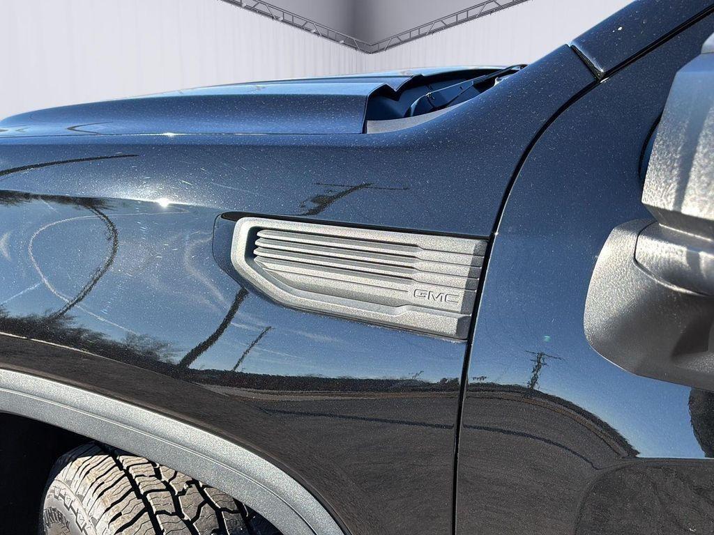 used 2021 GMC Sierra 1500 car, priced at $29,900