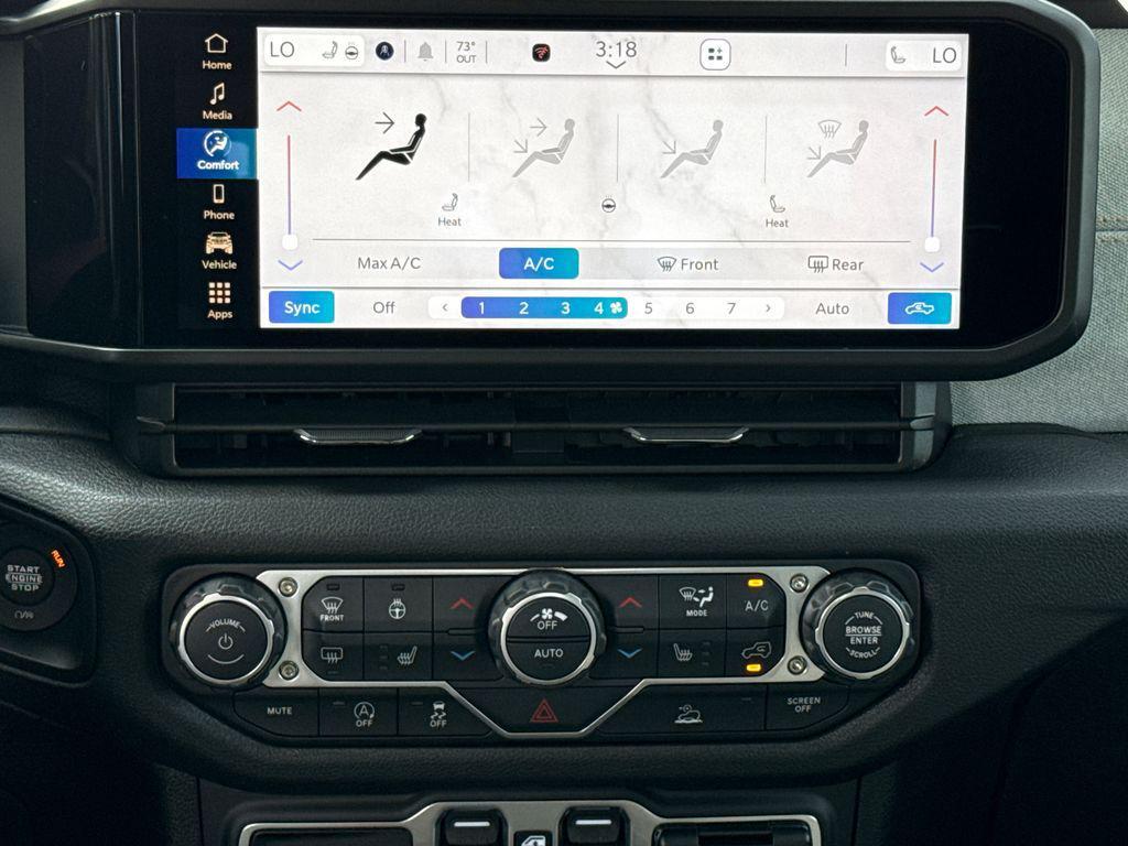 new 2026 Jeep Gladiator car, priced at $43,687