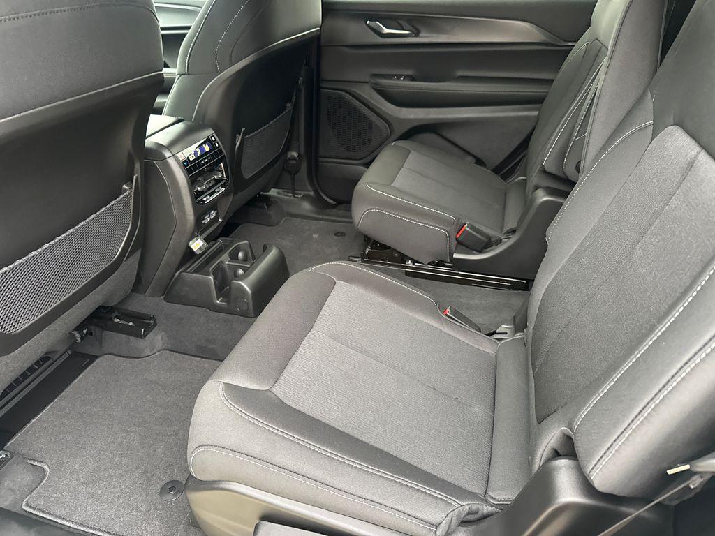 new 2026 Jeep Grand Cherokee L car, priced at $38,943