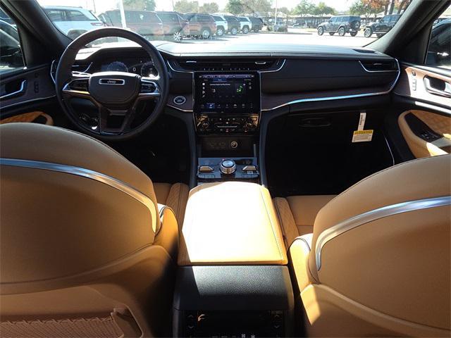 new 2025 Jeep Grand Cherokee L car, priced at $55,674