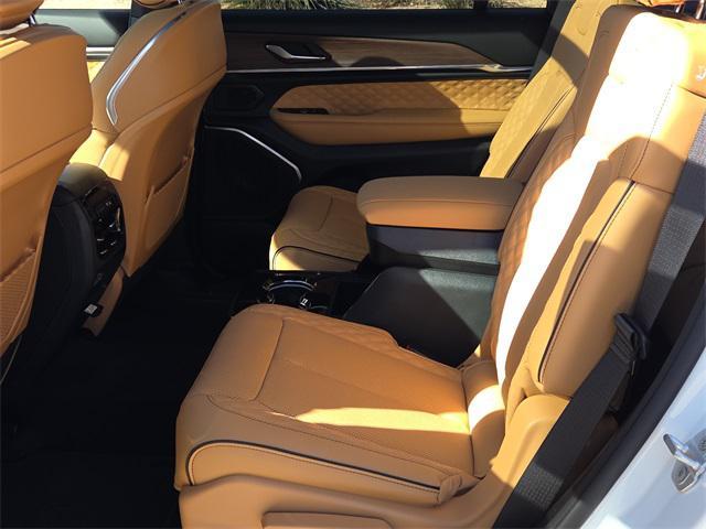 new 2025 Jeep Grand Cherokee L car, priced at $55,674