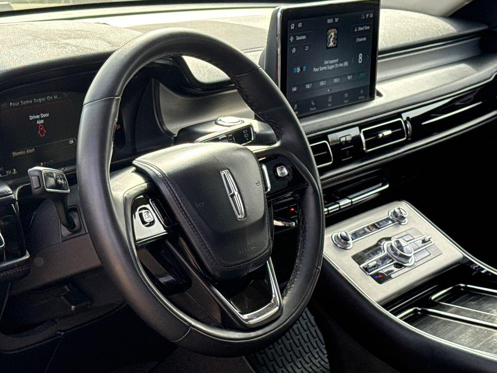 used 2023 Lincoln Aviator car, priced at $34,999