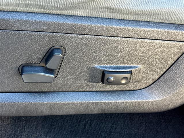 used 2014 Ram 1500 car, priced at $13,367